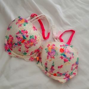 Victoria Secret Pushup Bra - 36B